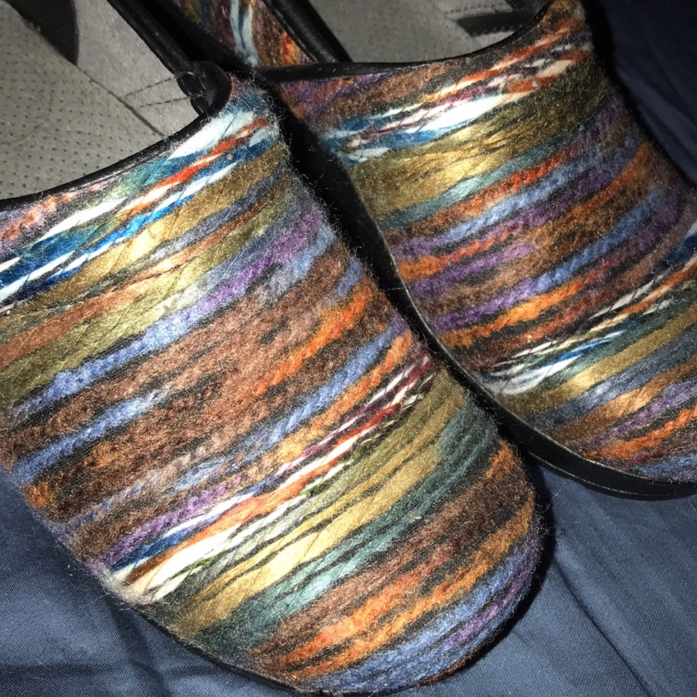 Dansko yarn clogs 38